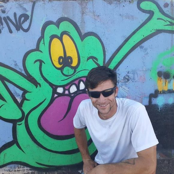 Meet your Posher, Codee - Picture 1 of 1